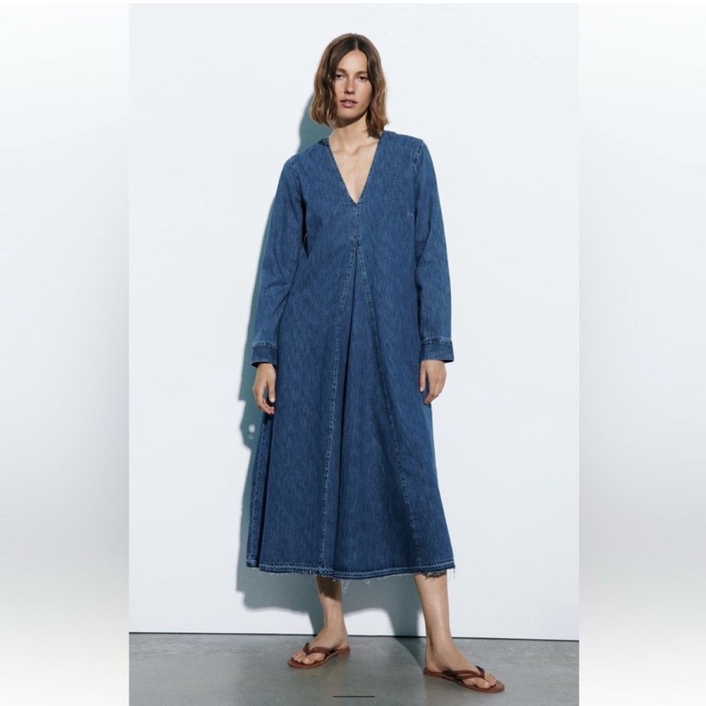 ZARA Long V-Neck Denim Dress Pleat Detail Size XS